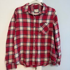 Red and White Women’s flannel. 100% cotton. Size large